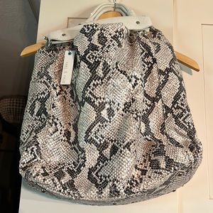 NWT Reid and Remi Linus Tote snakeskin, magnetic snap closure